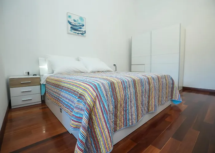 Apartamento Seafront Pašman