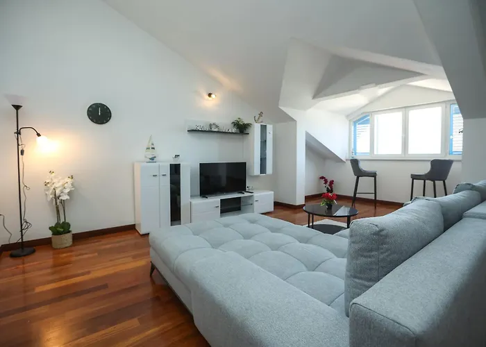 Lägenhet Seafront Pašman