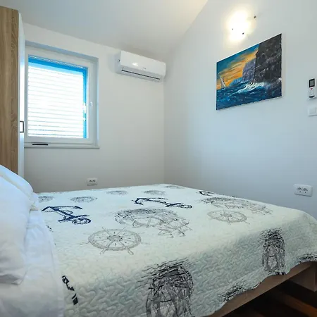 Apartment Seafront